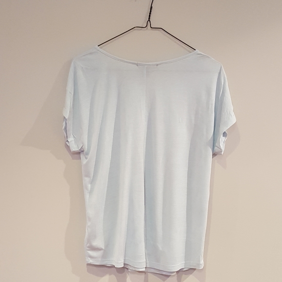 Forever 21 • Top - Picture 2 of 4